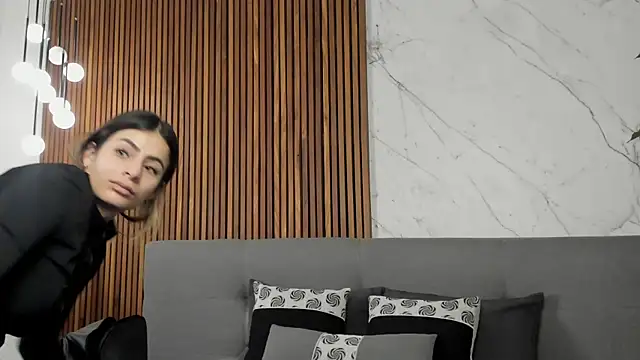 Snapshot of Amara_Velvet_ chatting on July 9, 2026, 9:58 pm Amara Velvet online show from July 9, 2026, 9:58 pm