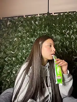 Mady Pink online show from April 1, 2026, 4:25 am