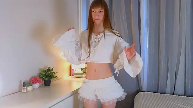 arina waifu online show from April 20, 2026, 3:13 pm