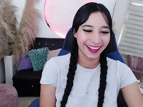 ivvoncute online show from April 17, 2026, 12:19 pm