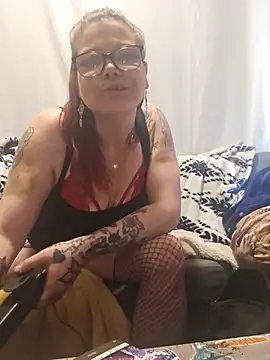Sexymilf6992 online show from May 21, 2026, 10:07 pm