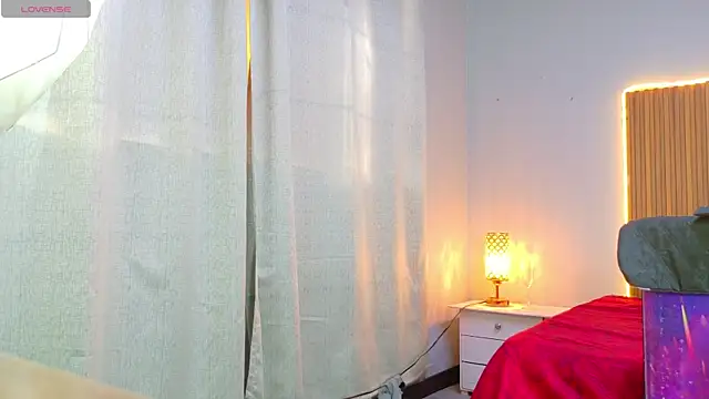 CIccioline pussyGolden online show from March 31, 2026, 8:55 pm