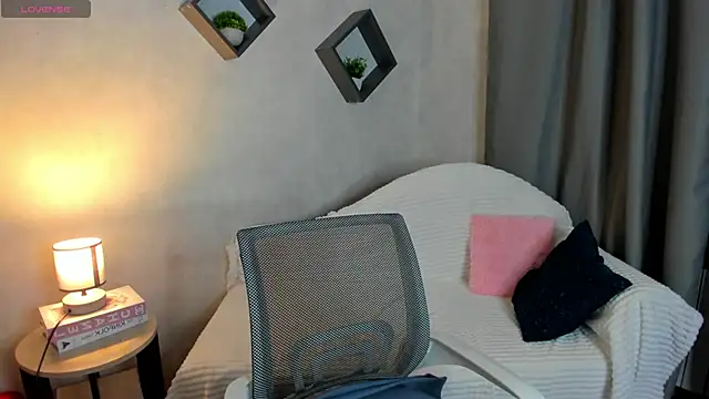 asti bubbles online show from April 8, 2026, 1:29 am