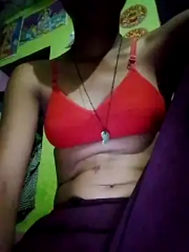 wifedesi7050 online show from June 12, 2026, 4:49 pm
