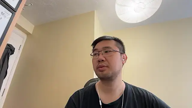 jasonryu2025 online show from May 20, 2026, 10:45 am
