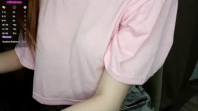 Snapshot of LeslieShay chatting on June 9, 2026, 6:20 pm LeslieShay online show from June 9, 2026, 6:20 pm