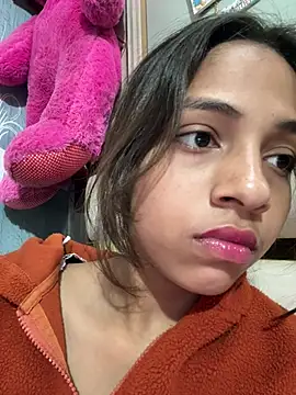 Snapshot of its_anuuu chatting on February 23, 2026, 6:41 pm its anuuu online show from February 23, 2026, 6:41 pm