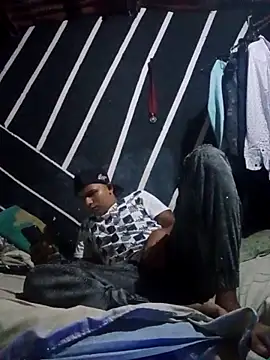 Snapshot of zeus23cm1 chatting on February 25, 2026, 5:51 am zeus23cm1 online show from February 25, 2026, 5:51 am