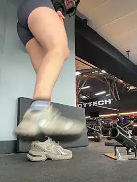 susi chimm online show from March 7, 2026, 8:47 pm