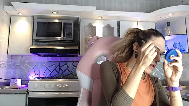 CrisOzzz online show from March 18, 2026, 5:47 pm