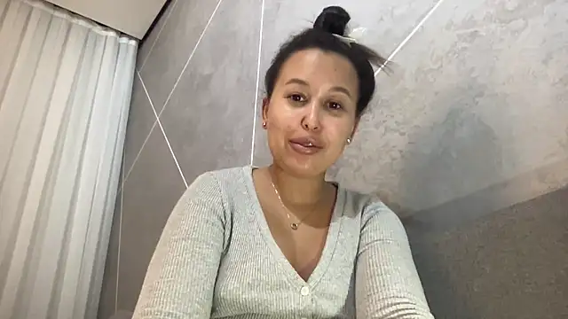 Dana 005 online show from March 15, 2026, 9:22 pm