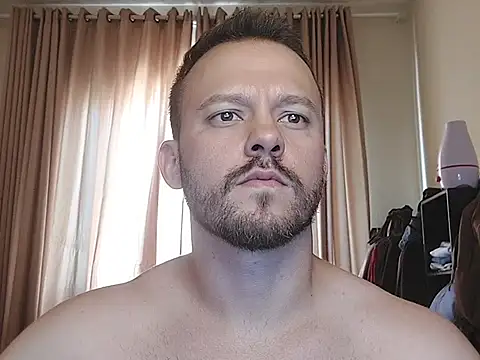 amanteloiro online show from May 11, 2026, 4:04 pm