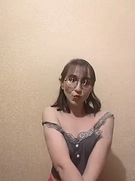 Snapshot of Ella17582 chatting on February 26, 2026, 7:36 pm Ella17582 online show from February 26, 2026, 7:36 pm