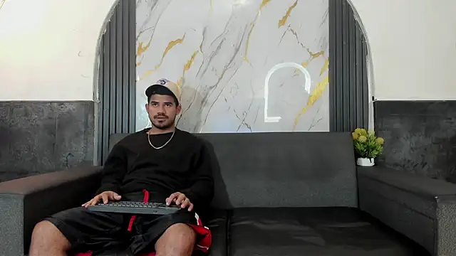 Latins on fire online show from April 16, 2026, 11:22 am