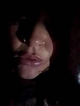 Snapshot of Kandi-kiss chatting on April 22, 2026, 12:39 am Kandi-kiss online show from April 22, 2026, 12:39 am
