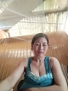 lris-Beauty77 online show from June 8, 2026, 2:23 am
