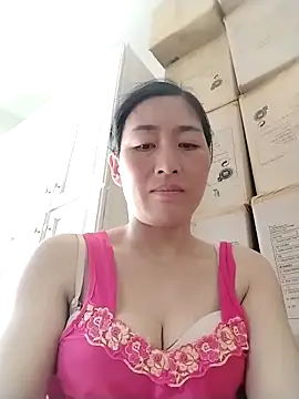 Snapshot of lris-Beauty77 chatting on March 2, 2026, 7:09 am lris-Beauty77 online show from March 2, 2026, 7:09 am