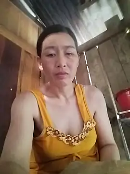 lris-Beauty77 online show from July 14, 2026, 10:21 am