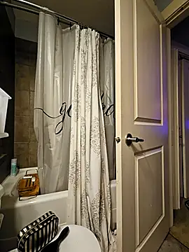 PhoenixStarXO online show from April 11, 2026, 1:13 am