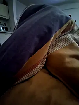 paulucio8 online show from February 21, 2026, 9:22 am