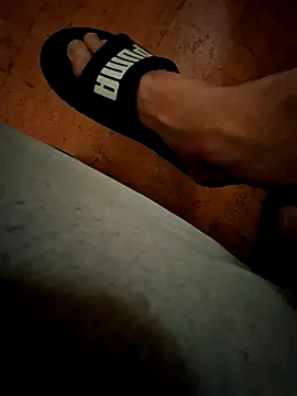 paulucio8 online show from February 24, 2026, 9:59 pm