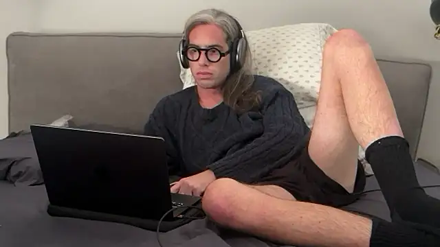 castlescastles online show from February 21, 2026, 1:57 pm