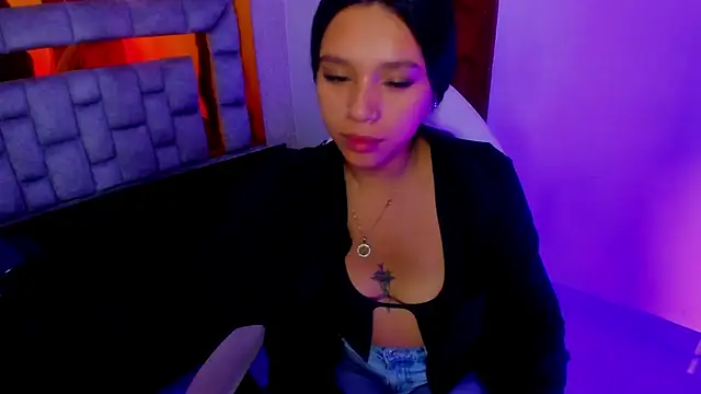 miiaboss  online show from March 29, 2026, 11:01 am