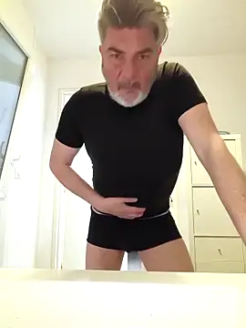 eruzam59000 online show from March 1, 2026, 3:56 pm