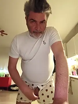 eruzam59000 online show from March 27, 2026, 10:11 pm