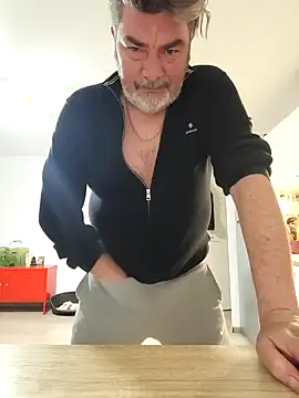 eruzam59000 online show from March 15, 2026, 7:04 am