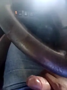 casadosafadoooo online show from March 5, 2026, 6:48 pm