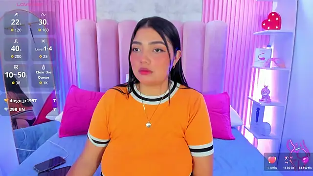 Snapshot of ArianaRougee chatting on June 18, 2026, 9:14 am ArianaRougee online show from June 18, 2026, 9:14 am