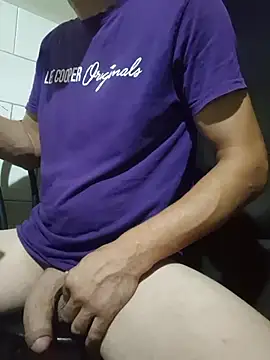 kissandgo online show from July 2, 2026, 9:21 pm