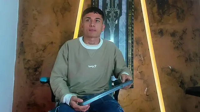 Snapshot of Matheus_Ic_ chatting on February 21, 2026, 7:38 pm Matheus Ic online show from February 21, 2026, 7:38 pm