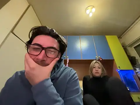 Snapshot of neutro1122 chatting on February 26, 2026, 5:57 pm neutro1122 online show from February 26, 2026, 5:57 pm