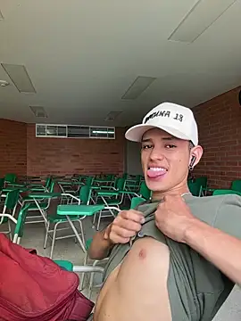 HarryGaze online show from March 2, 2026, 2:57 pm