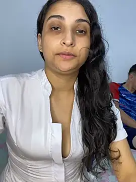 Beauty-and-the-beast- online show from April 8, 2026, 4:47 am