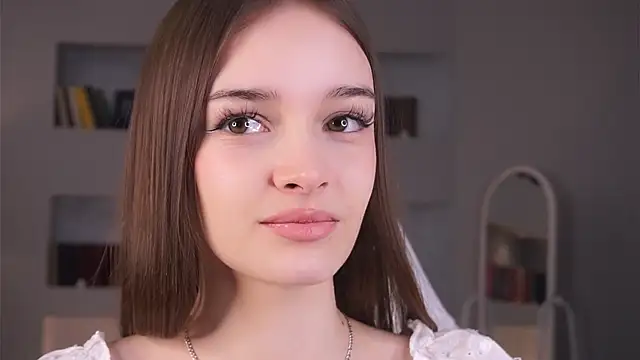 JodiAwyie online show from February 26, 2026, 4:07 pm