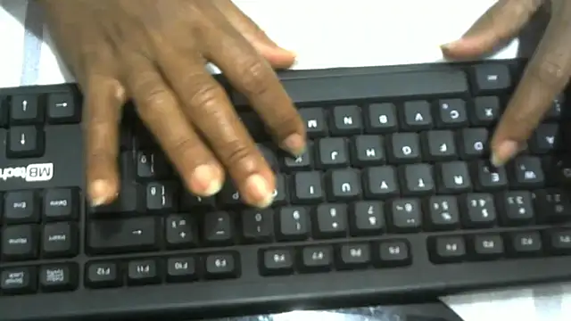 negraiza online show from April 13, 2026, 10:36 pm