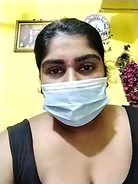 Snapshot of Cute_Piu chatting on February 24, 2026, 12:50 pm Cute Piu online show from February 24, 2026, 12:50 pm