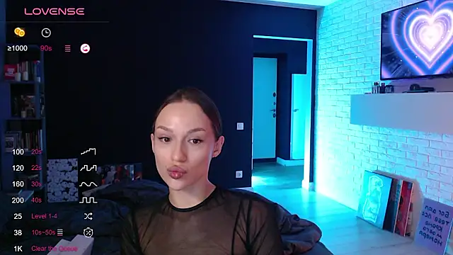 Jade Amore online show from March 11, 2026, 4:01 pm