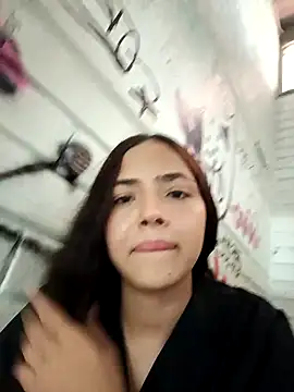 Sexy cloe outdoors online show from February 26, 2026, 5:13 pm