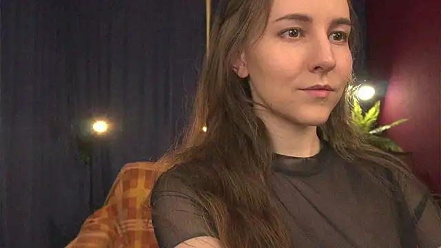 felynn online show from March 17, 2026, 2:03 am