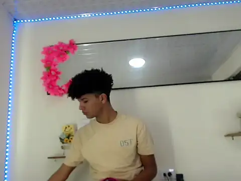 Sebastian -D online show from April 7, 2026, 10:22 pm