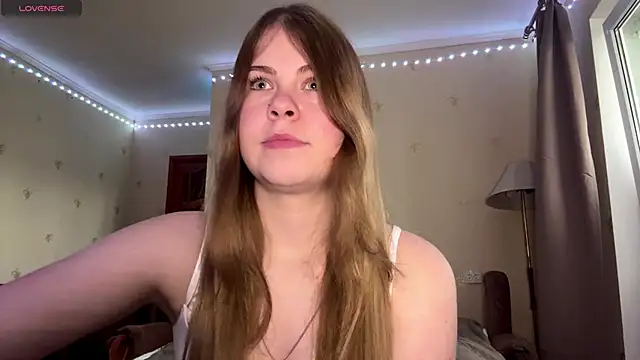 Amy Maev online show from April 15, 2026, 12:21 pm