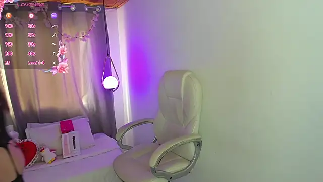 NixieSterling online show from May 15, 2026, 8:07 pm