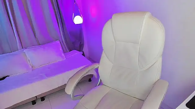 NixieSterling online show from March 24, 2026, 11:16 pm