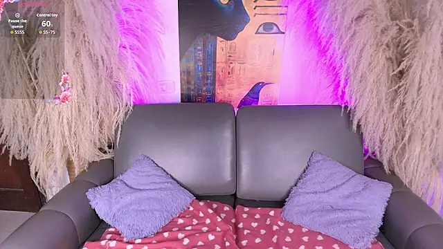 milkk  online show from March 30, 2026, 7:26 pm