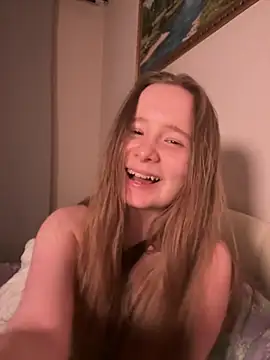 cutefoxieee online show from August 1, 2026, 11:25 pm