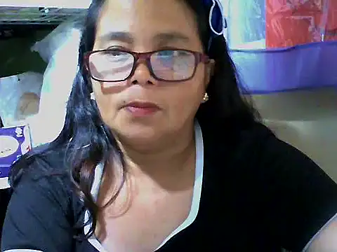 Flowerblossom123 online show from March 9, 2026, 2:31 pm